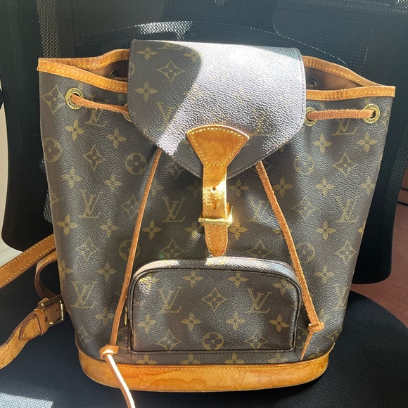 LOUIS VUITTON Vintage Monogram Montsouris PM Leather Backpack LV - Picture 1 of 14